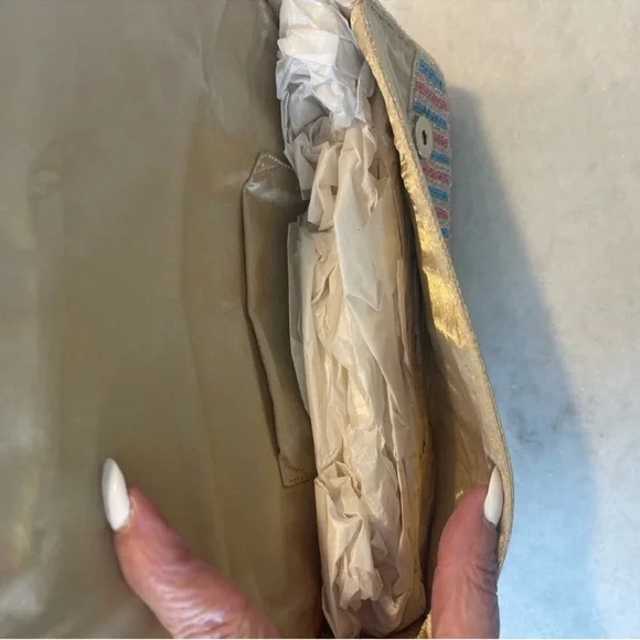 Beaded decorative handbag. Snap closure! New tags - Picture 3 of 5